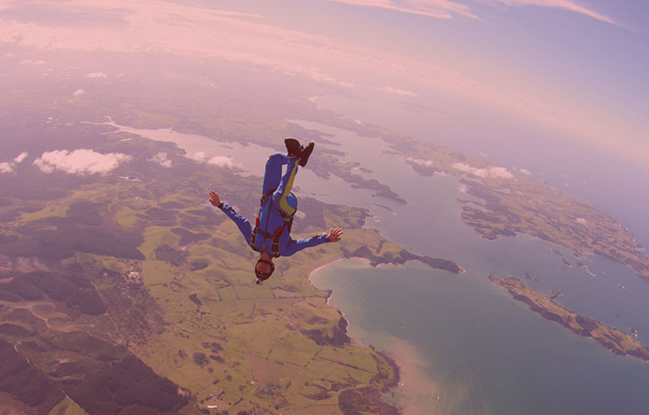 Accelerated Freefall skydiving in st louis mo