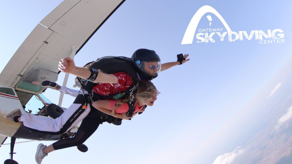 skydiving in saint louis