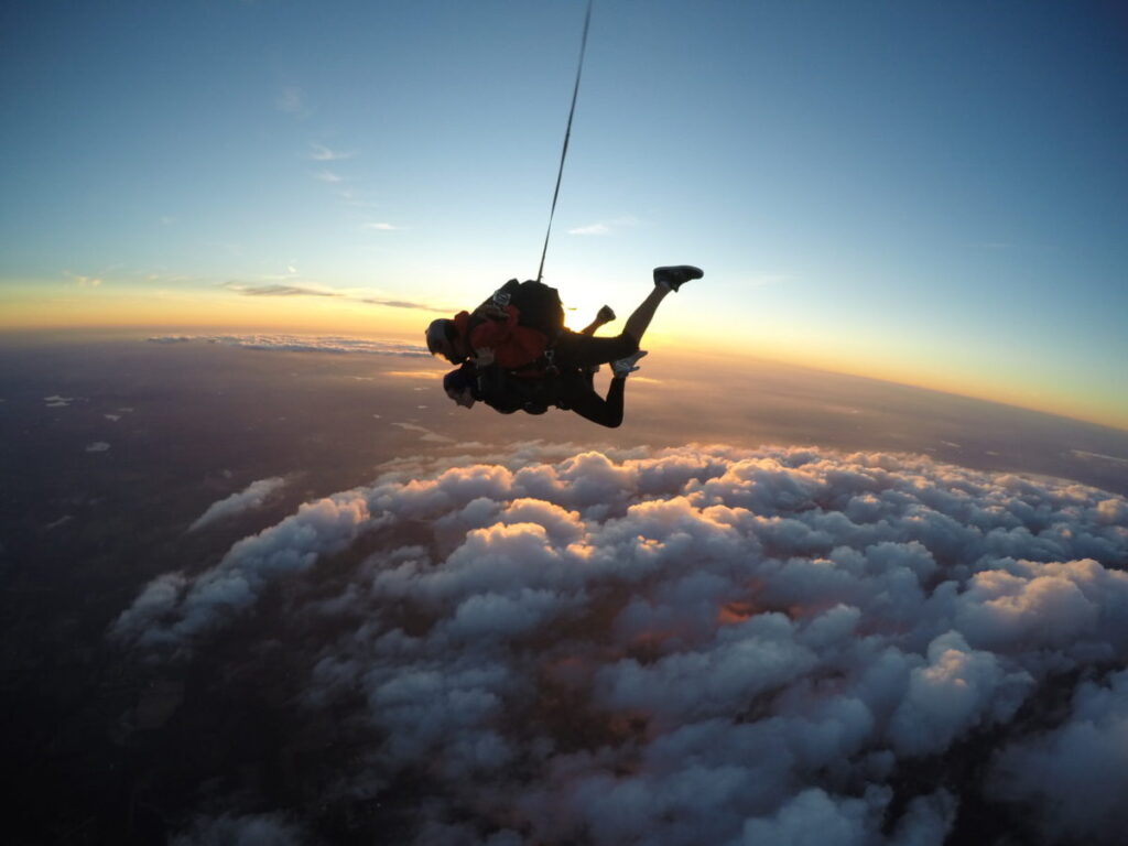 Important rules for skydiving